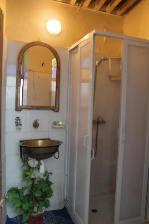 Dar Ouazzani Bed and Breakfast Fez Bed & Breakfast