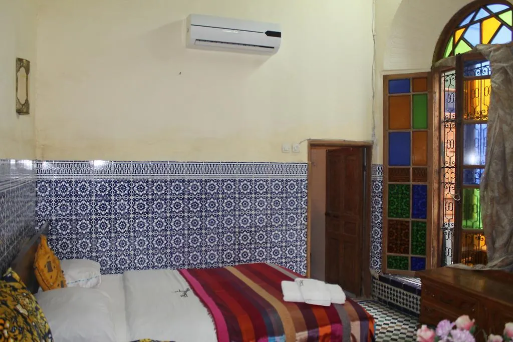 Dar Ouazzani Bed and Breakfast Fez Marocco